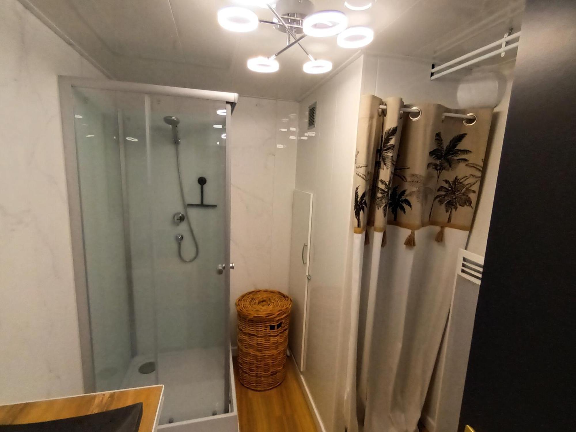 Appartement Tout Confort Le Fresne-Camilly Exterior photo